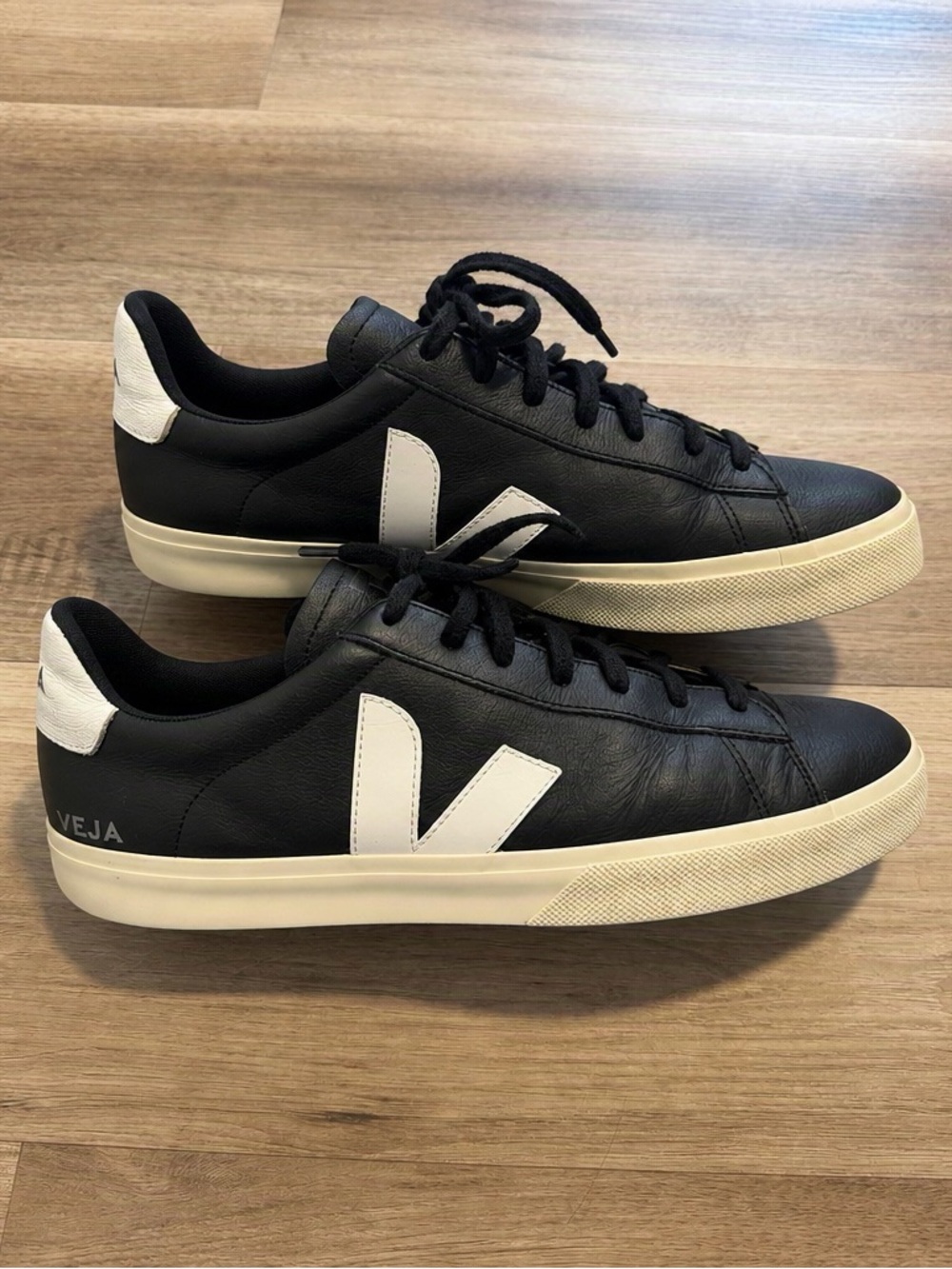 Veja Campi Low Top Leather Sneakers Black White Shoes Men's 11.5